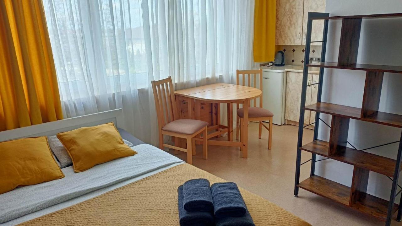 Kawalerka Czestochowa 17アパートメント エクステリア 写真